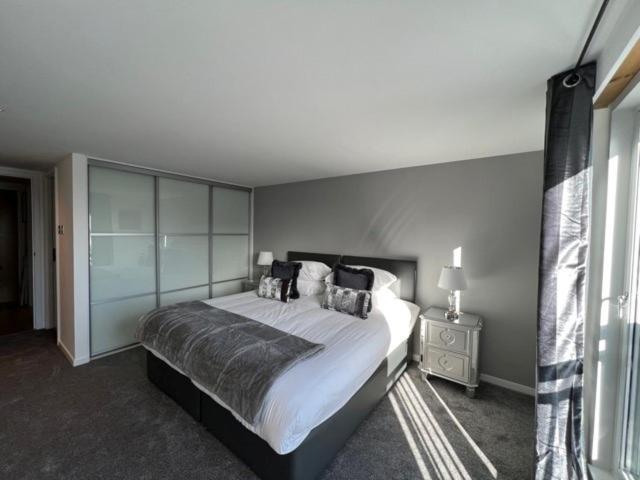 Modern & Spacious 2 Bed Merchant City Apart-High St Glasgow Eksteriør bilde